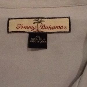 Tommy Bahama 100% Silk Short Sleeved Shirt